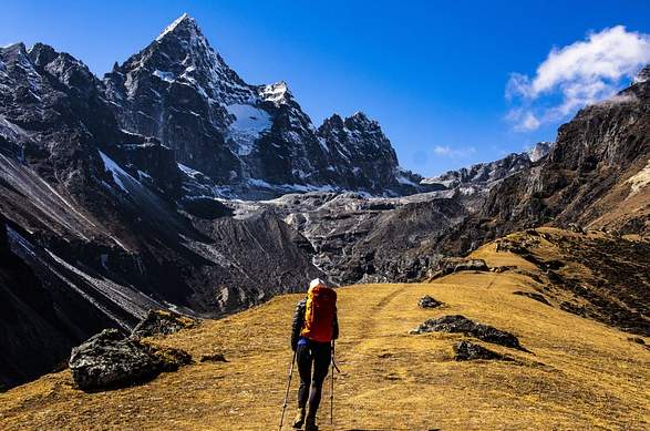 Experience the ultimate trekking adventure on Mount Kinabalu. Book today!